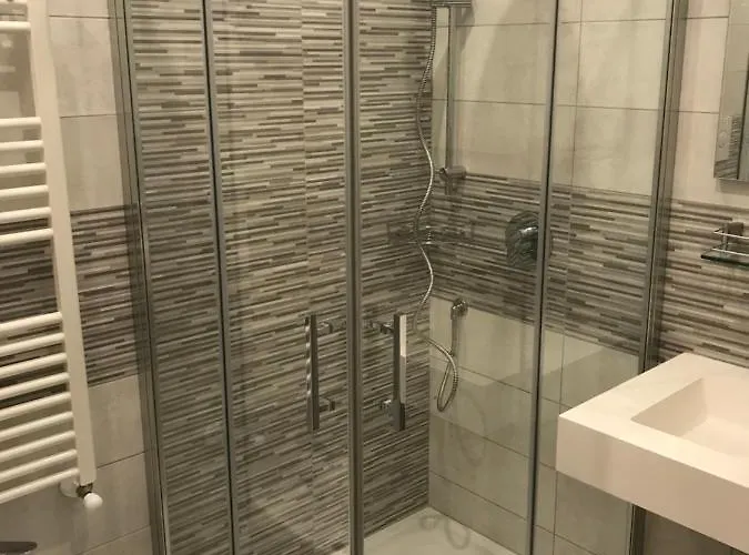 B E B Riviera Di Levante לינה וארוחת בוקר 3*